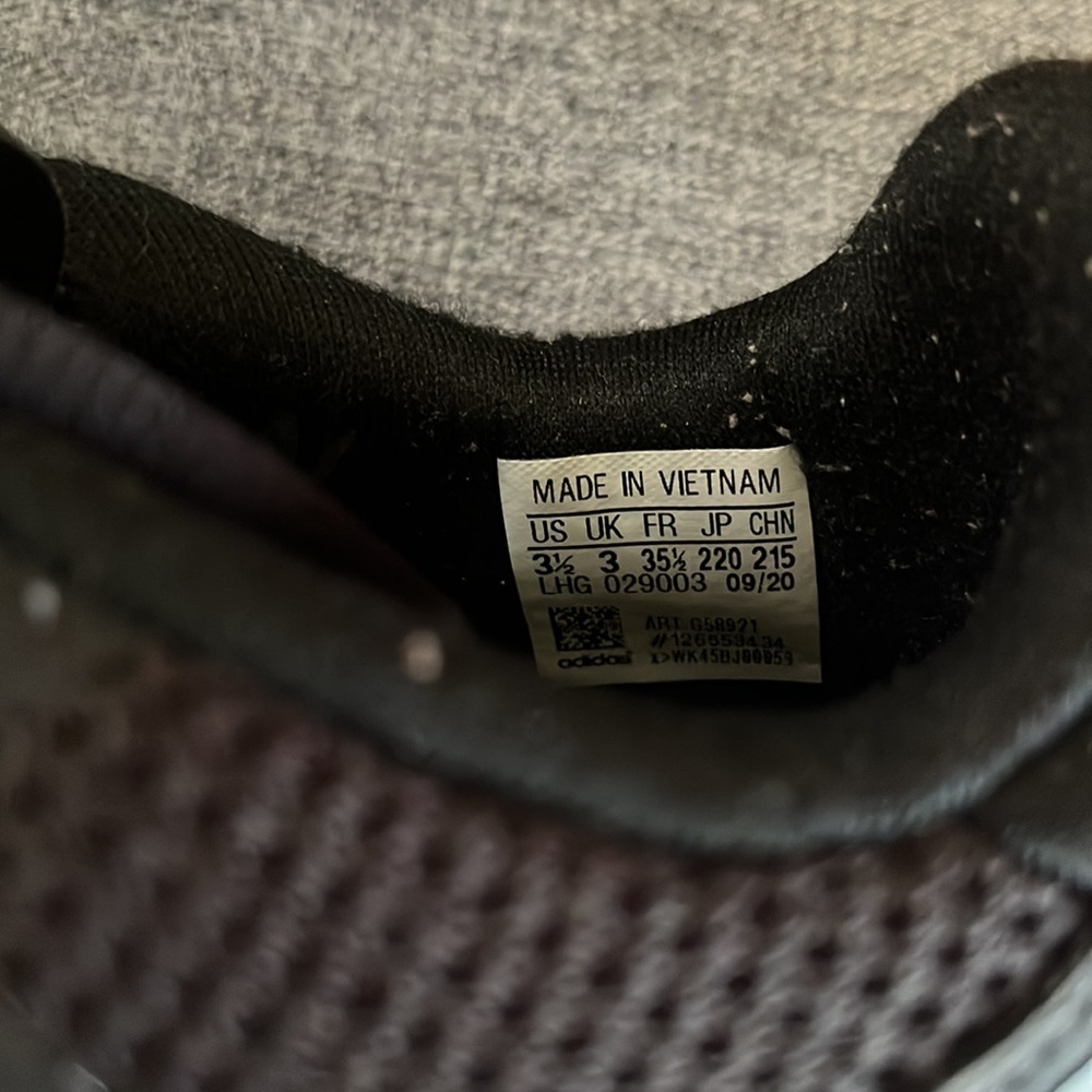 Adidas - Picture 4 of 4
